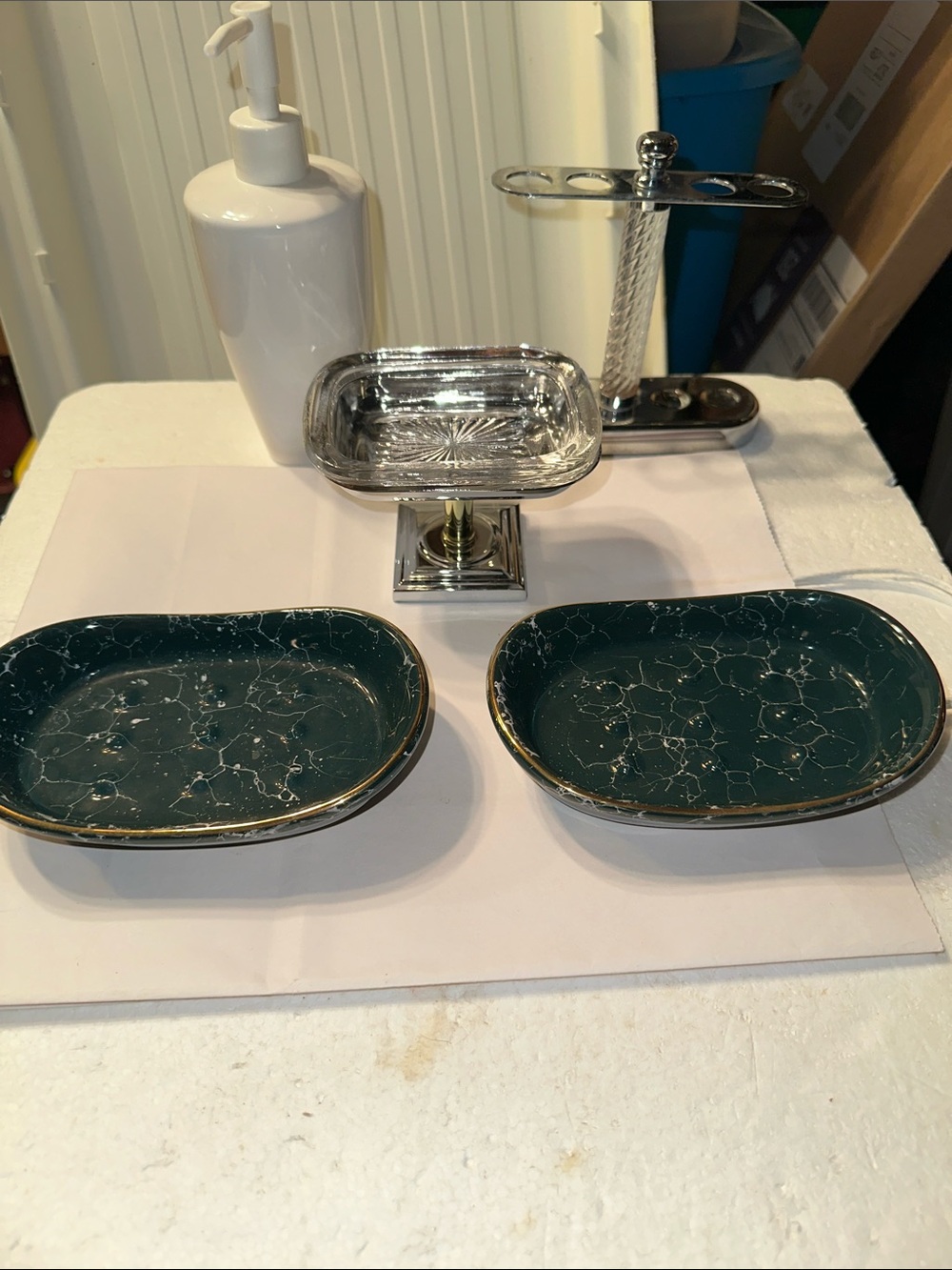 Bathroom accessories
